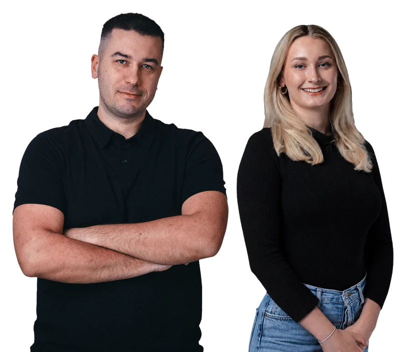 Two members of the Mediacharge team